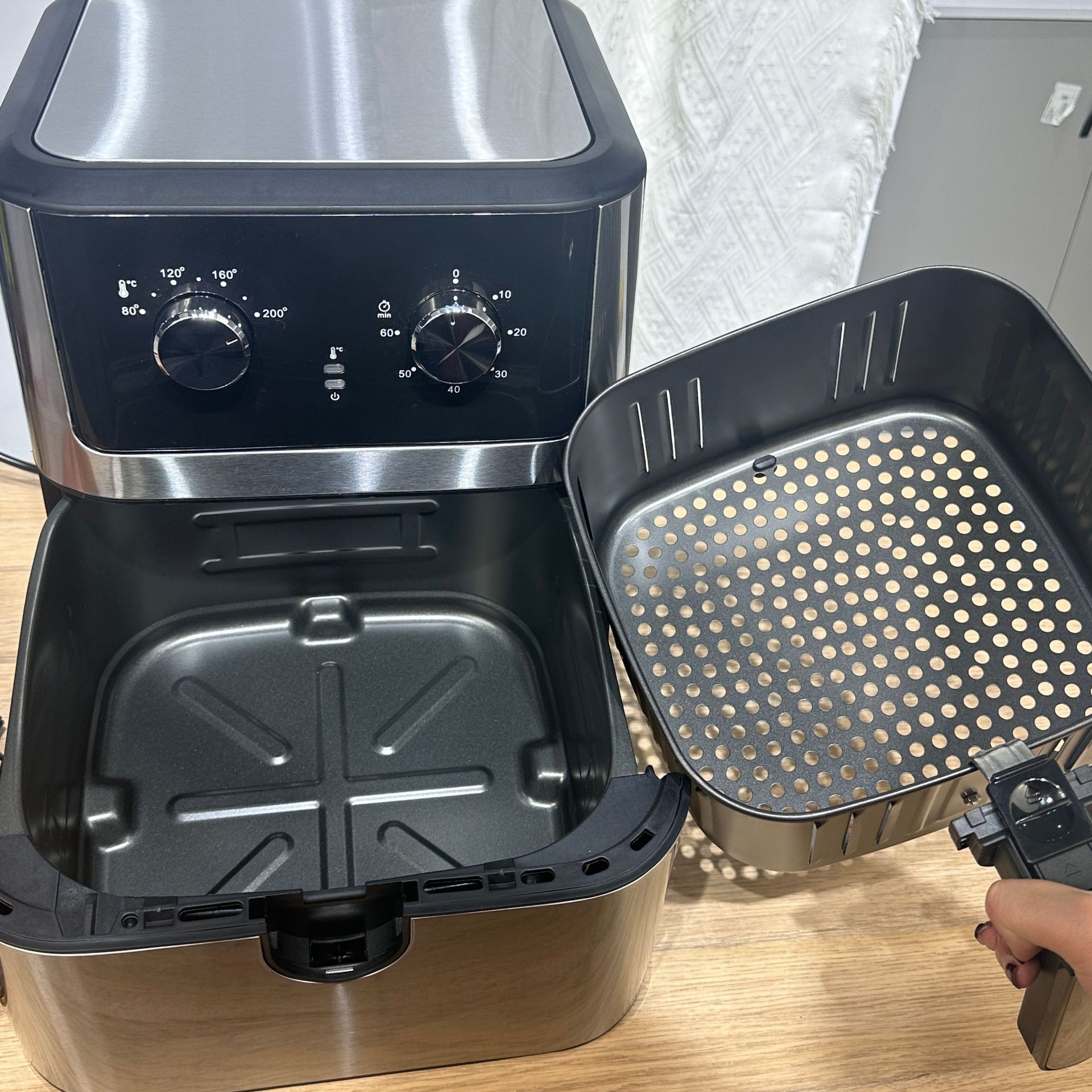外贸AirFryer空气炸锅新款12L大容量智能触摸详情6