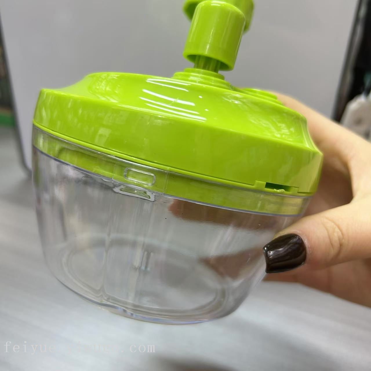 Hand-cranked manual vegetable cutter, garlic cutter, minced garlic, chili flakes, chili segments, chopped vegetables, vegetable paste grinder, and blender pic 4