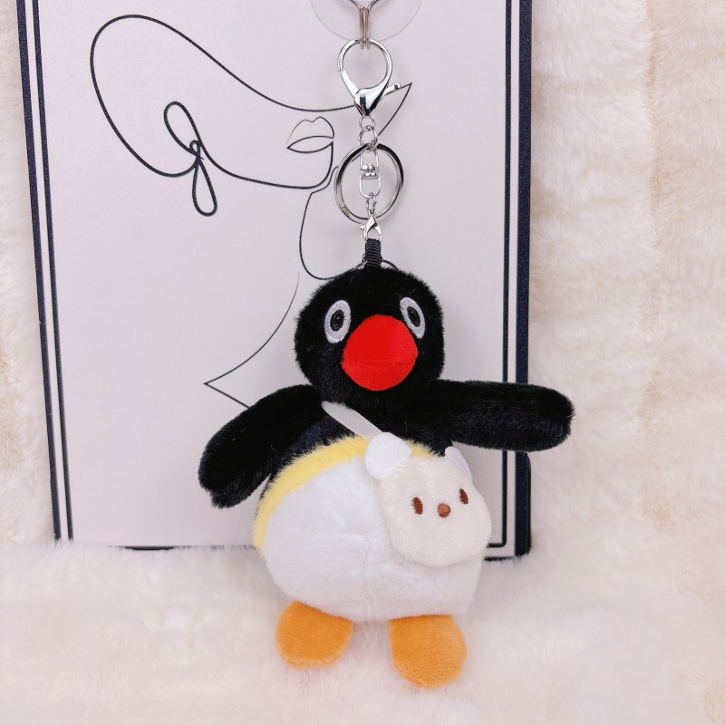 呆萌变装小企鹅挂件可爱毛绒玩偶公仔挂包抱鱼企鹅包挂饰抓机娃娃详情7