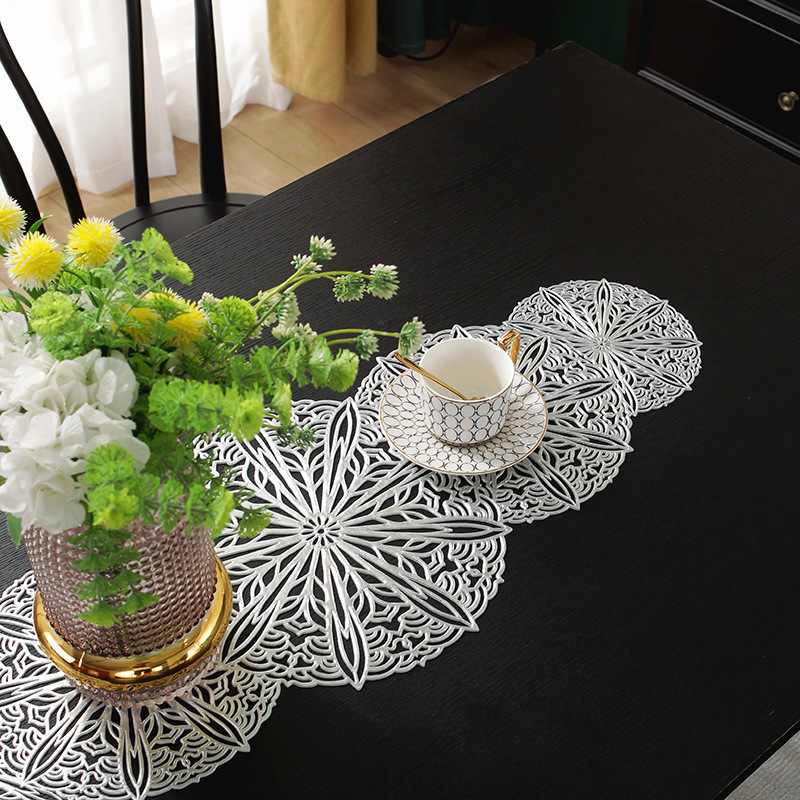 European-style PVC hollowed-out table flags, table MATS, household coffee table MATS, anti-slip and heat-insulating MATS, decorative long towels, TV cabinet cover towels details Picture