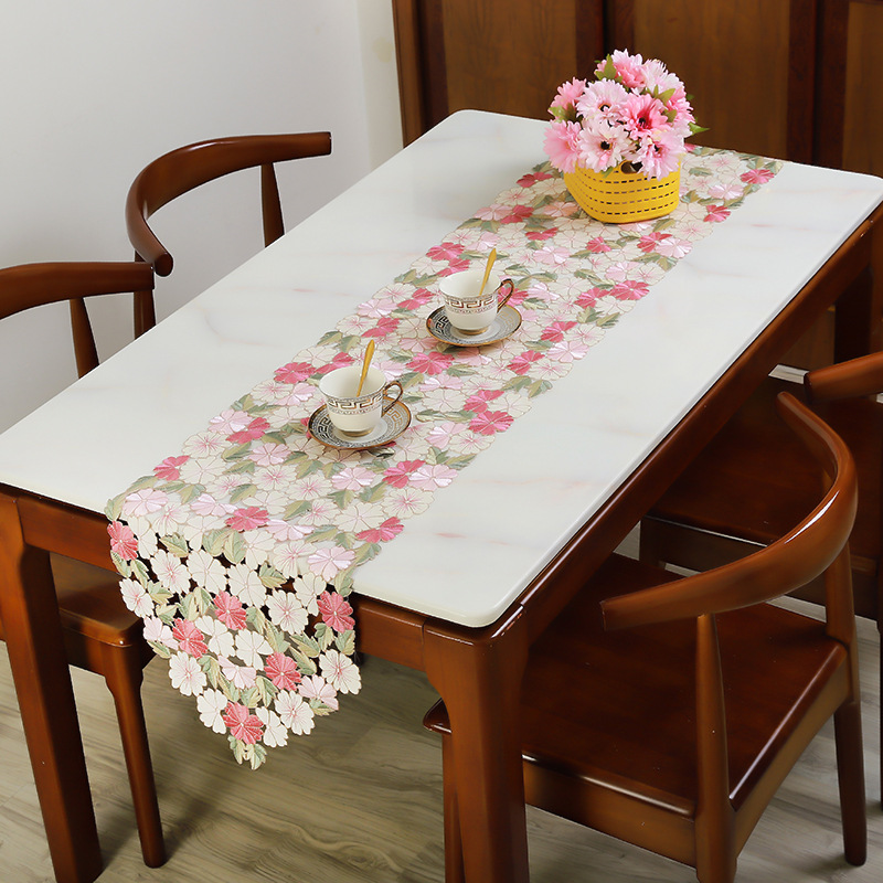 Nordic-style embroidered cross-border table flag fabric, modern, fashionable, creative, simple and light luxury American long table flag, TV cabinet cover towel, coffee table tablecloth, table flag details Picture
