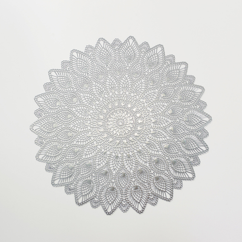 Factory direct supply of new flower-shaped placemats, simple Japanese-style heat-insulating coasters, InS-style creative decorative MATS, cross-border supply, waterproof, anti-slip, oil-proof, heat-resistant and wear-resistant placemats Application Scenario