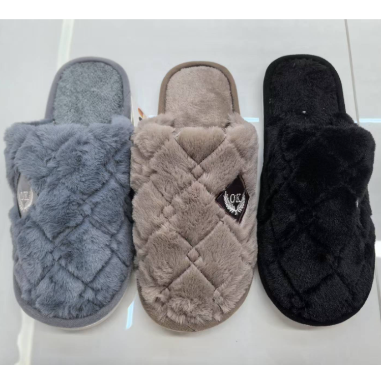 New autumn and winter embroidered home cotton slippers, export floor slippers, comfortable and warm indoor men's slippers full figure