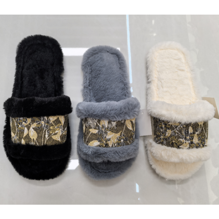 Wholesale of fashionable open-top woolen slippers for indoor use in autumn and winter, providing warmth and anti-slip properties full figure