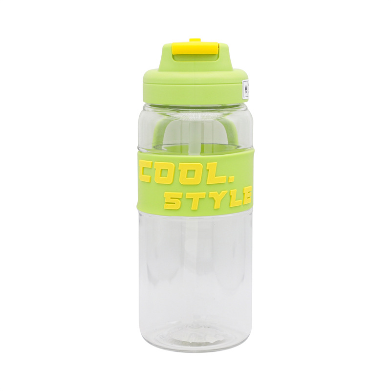 Creative, simple, fresh, high appearance level student water cups, couple outdoor sports straws, plastic cups, car water cups manufacturer Application Scenario
