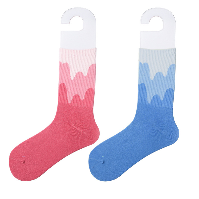 Socks, plastic boards, sock boards for children and adults, long socks, straight socks, short socks, display props, foot molds, sock hanging boards Application Scenario
