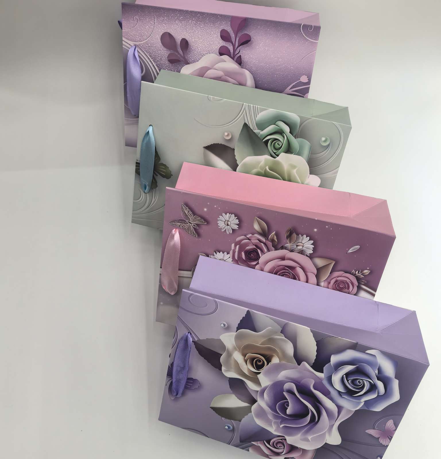 White card paper bags for birthdays, Valentine's Day souvenirs, festival gift bags, high-end gift bags, jewelry box bags, Christmas pic 7