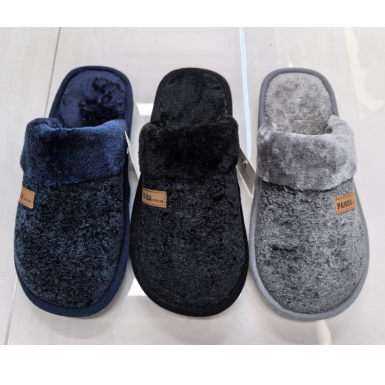 Wholesale of new winter men's cotton slippers, indoor anti-slip and warm woolen slippers, soft and comfortable home shoes full figure