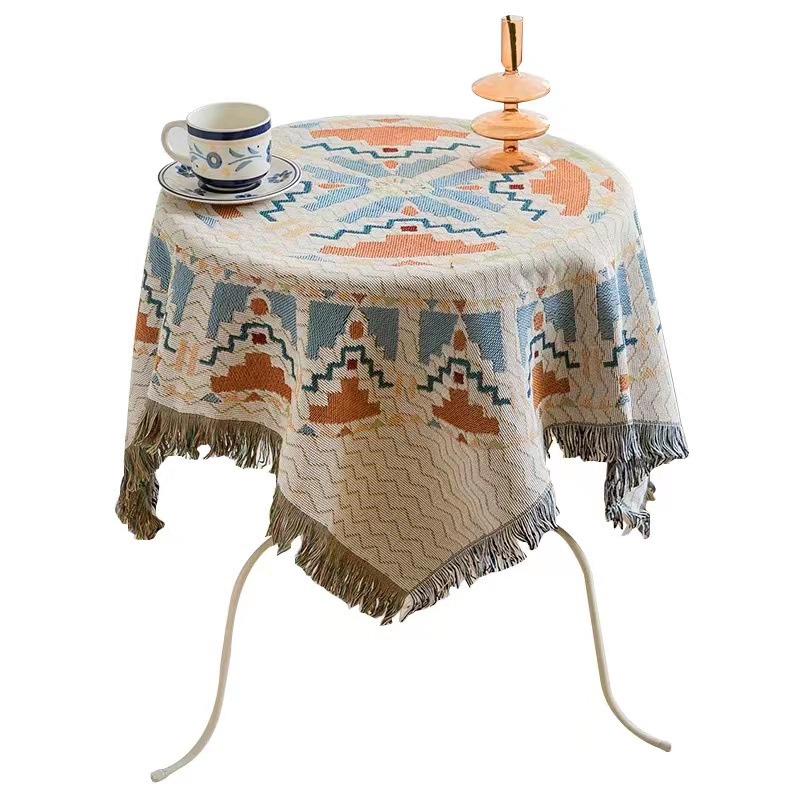 The American-style flower-and-bird sofa cover is thick and smooth Specification image