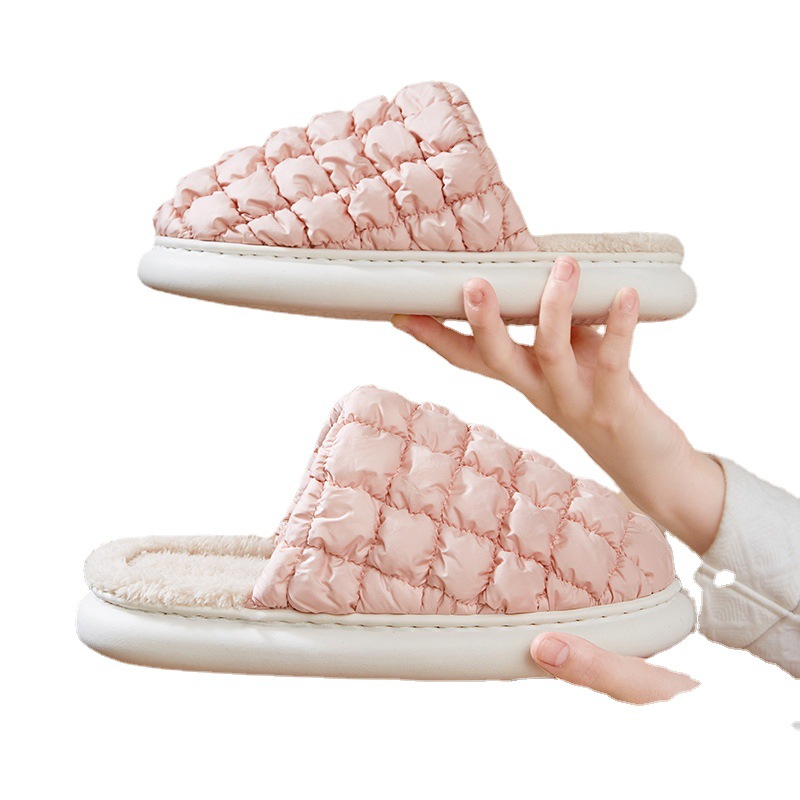 Autumn and winter cotton slippers, women's warm and waterproof checkered couple indoor fleece slippers, home wholesale, wholesale S free shipping Application Scenario