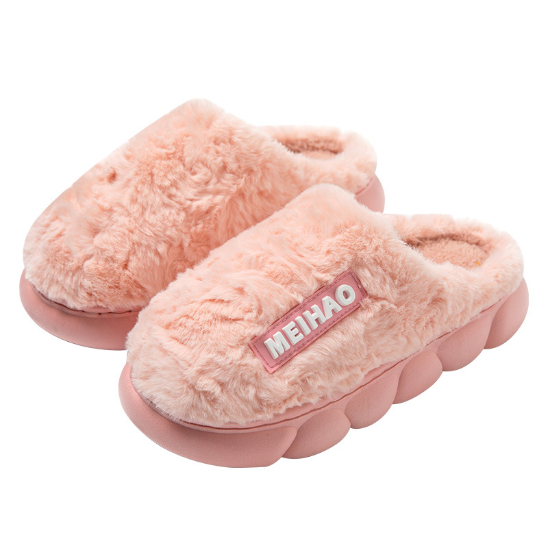 2023 new style factory wholesale plush cotton slippers, indoor thickened, warm and anti-slip home slippers for winter with a feeling of stepping on feces Application Scenario