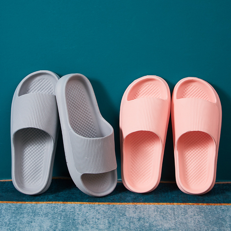 Summer cooling slippers for home wholesale, eva for women to feel like stepping on poop, one-piece consignment, bathroom slippers for bathing, anti-slip for couples details Picture