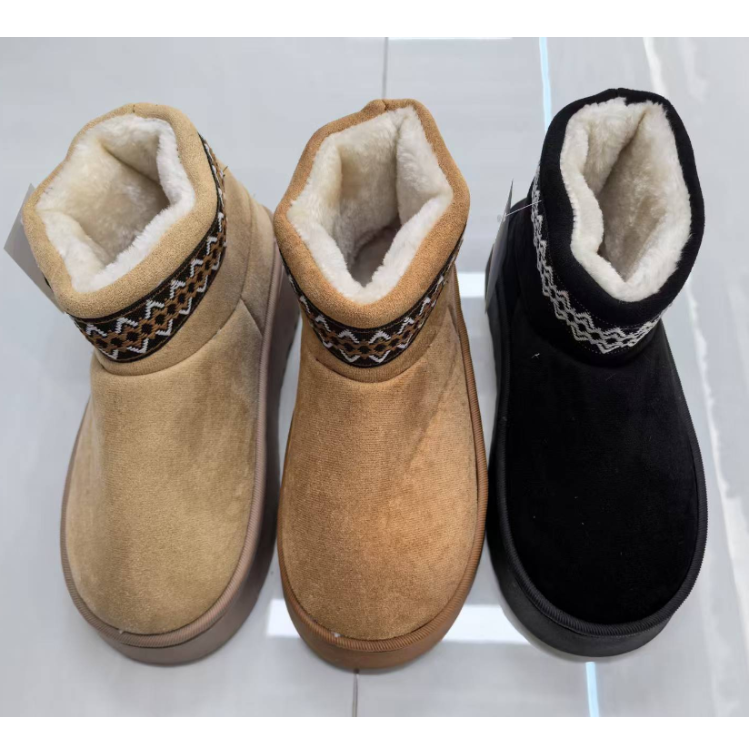 The 2025 new autumn and winter collection of ethnic-style woven belt women's shoes with added fleece and thickened fabric for warmth and comfort is a must-have wholesale for the winter full figure