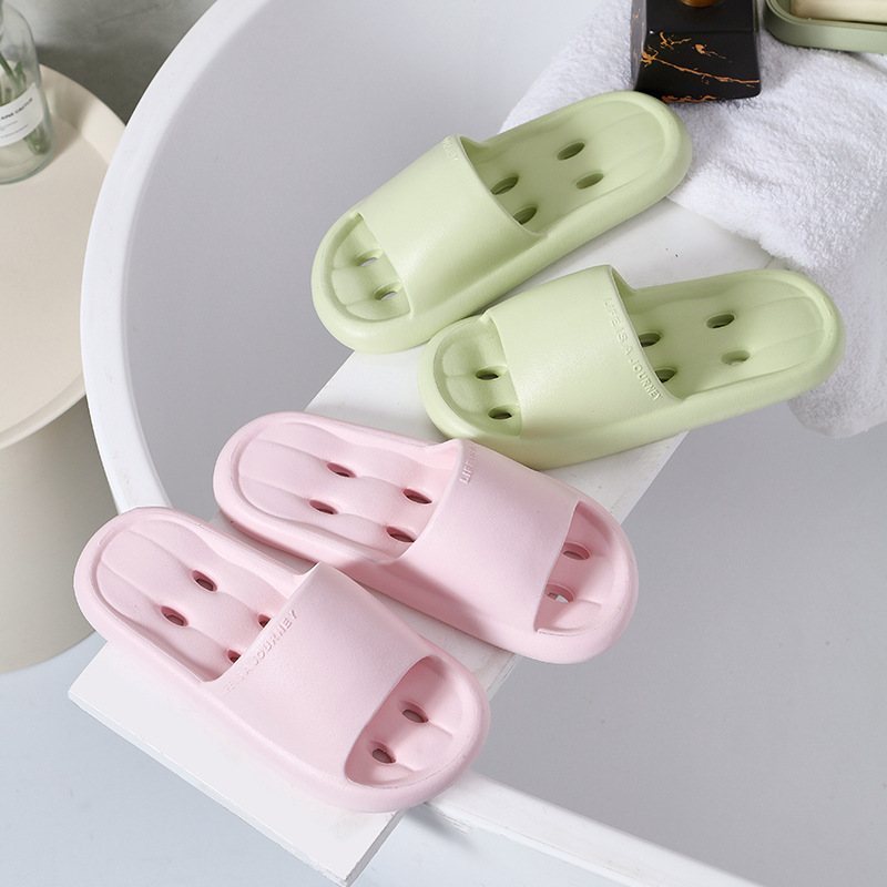 Keke Liangpin's new solid color simple and comfortable water-leaking slippers for couples, men's and women's bathroom shower slippers for home use Specification drawing