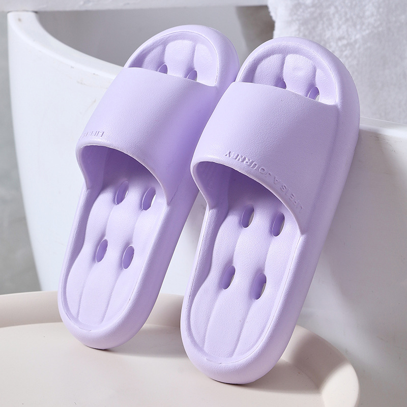 Keke Liangpin's new solid color simple and comfortable water-leaking slippers for couples, men's and women's bathroom shower slippers for home use Item Picture