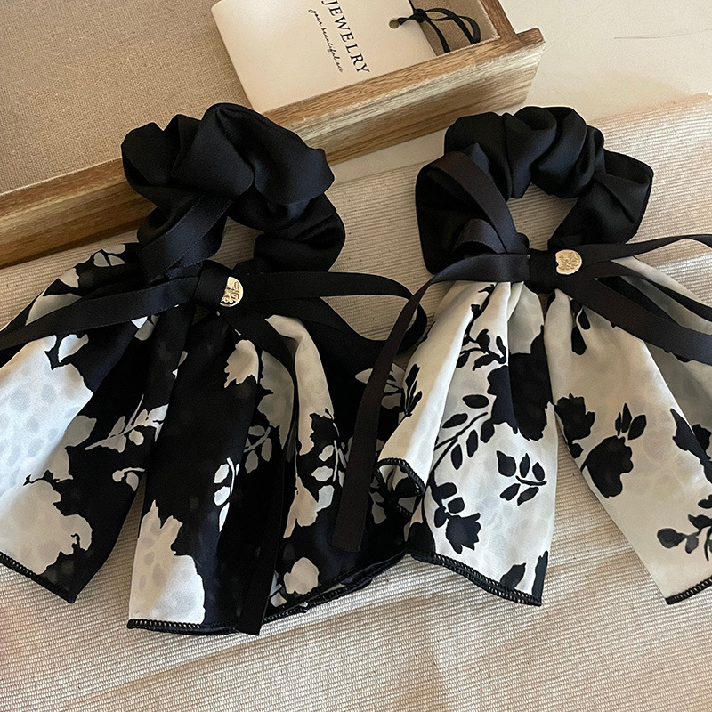 French elegant flower ribbon bow tie large hair band for women, new retro high-end hair band for women, gentle headwear for women thumbnail