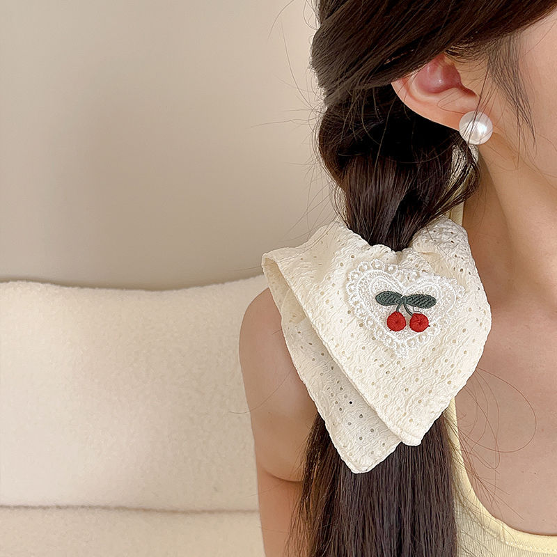 Handmade lace heart-shaped cherry white hollow square scarf, large intestine hair band, sweet and girlish heart, tied in a ponytail, rubber band hair tie full figure