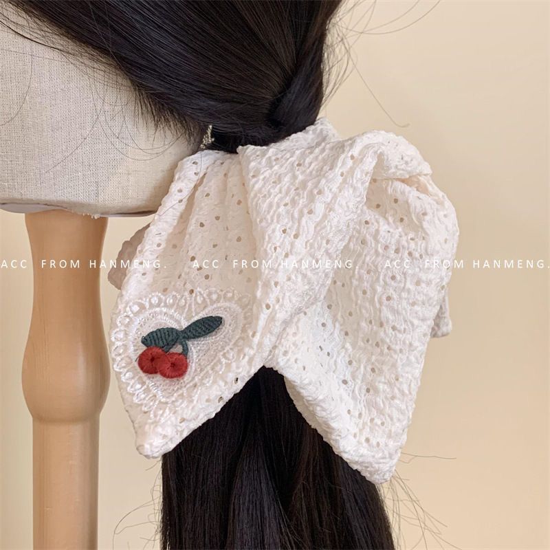 Handmade lace heart-shaped cherry white hollow square scarf, large intestine hair band, sweet and girlish heart, tied in a ponytail, rubber band hair tie details Picture