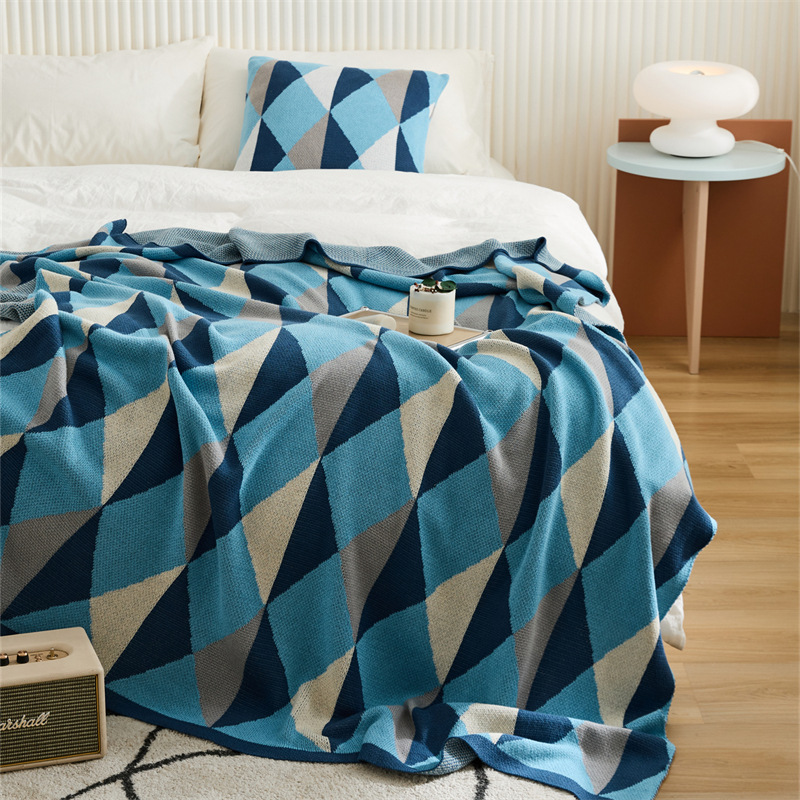 New Four Seasons Nordic Class A cotton bedroom and office area knitted geometric pattern blanket, nap blanket cushion details Picture