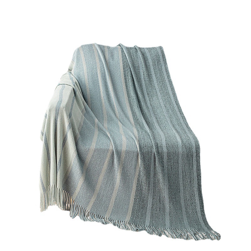 European-style sofa blankets, office knitted yarn blankets, casual blankets, velvet blankets, tassel blankets, bed end blankets, sofa cover blankets wholesale Application Scenario