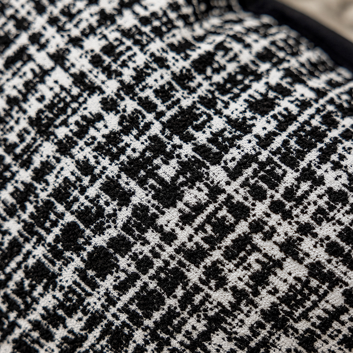 Wholesale French-style sofa pillowcases, small chanel-style light luxury cushions for the living room, modern, simple and high-end black and white details Picture
