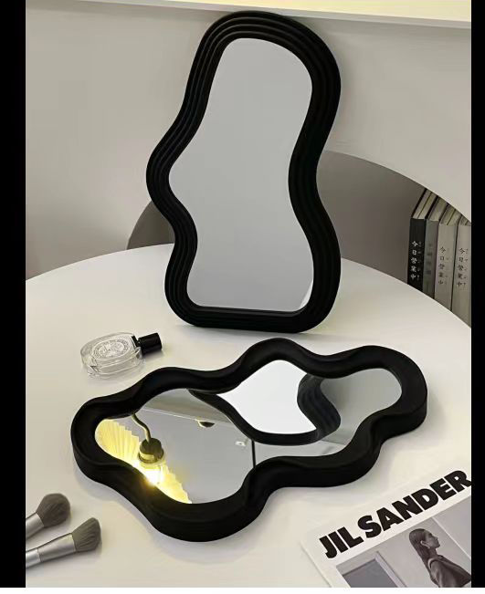 ins风云朵异形镜子化妆镜创意梳妆镜学生宿舍桌面台镜壁挂镜子详情7