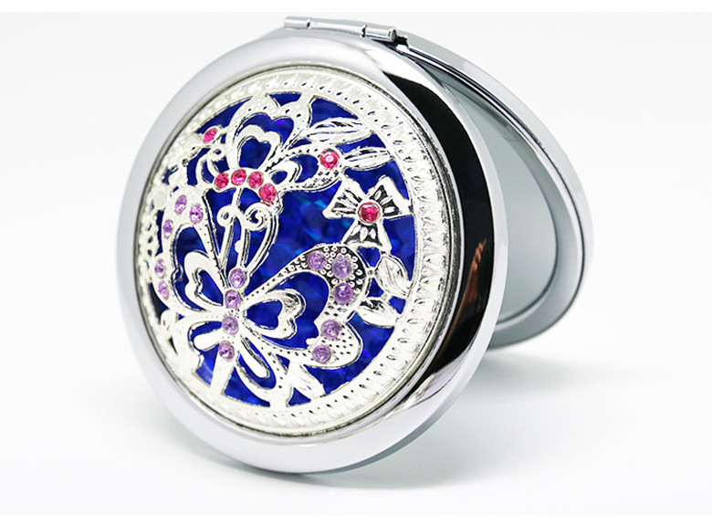 Best-selling daily necessities: makeup mirror, portable folding double-sided pocket mirror, gift small mirror