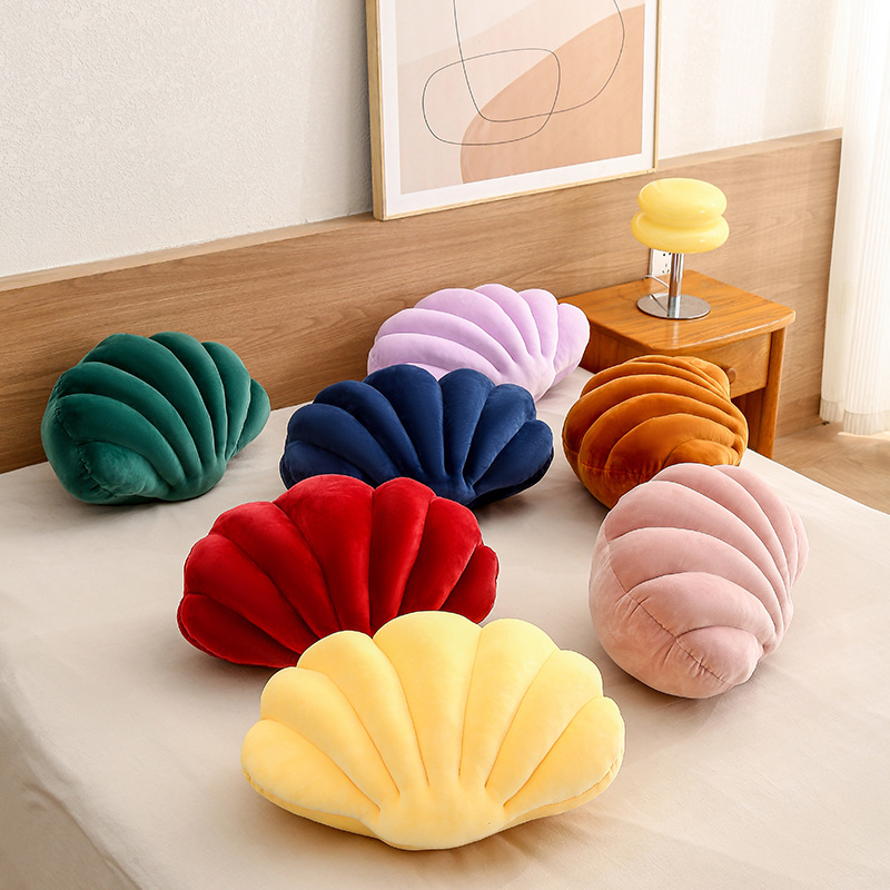 Creative shell throw pillows, plush toys, car sofa cushions, office ornaments, bed cushions, bay window decorative throw pillows details Picture