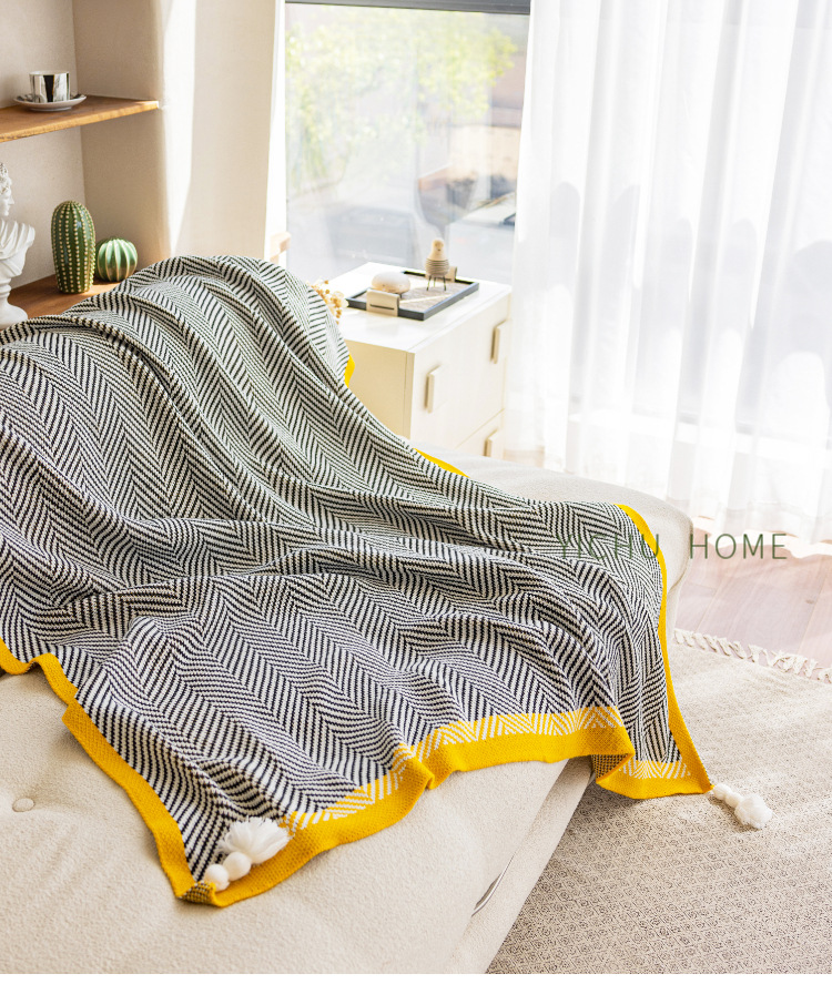 Nordic-style living room sofa blanket, knitted nap blanket, office autumn and winter air conditioning blanket, bed end cover blanket, car cover blanket pic 8