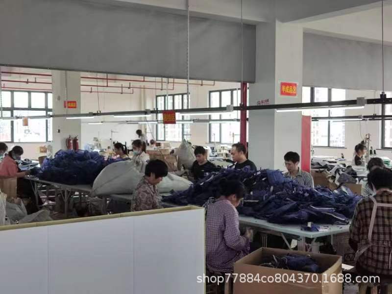 新款皮质化妆包大容量全屏大镜子便携化妆品收纳盒化妆箱旅行包详情20