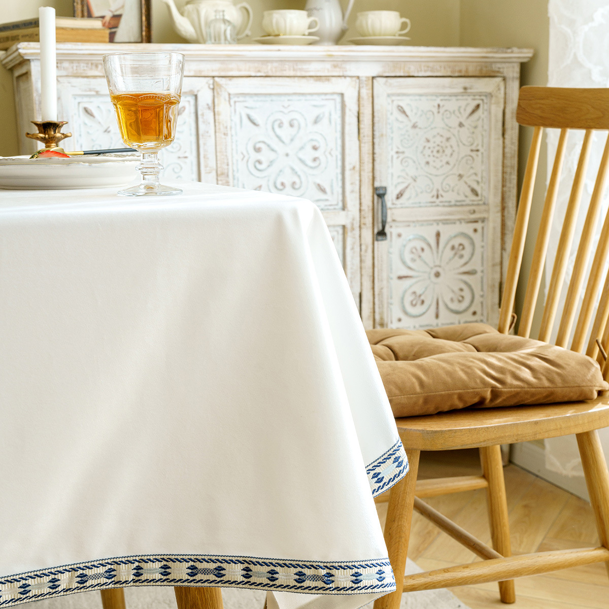 ins风北欧简约丝绒餐桌布桌布长方形刺绣花边家用茶几台布桌垫