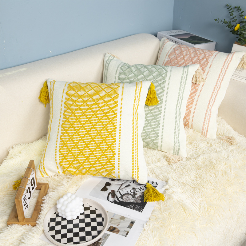 Nordic light luxury and simple style tassel hanging tassel color woven throw pillow sofa, office waist cushion, headrest cover details Picture
