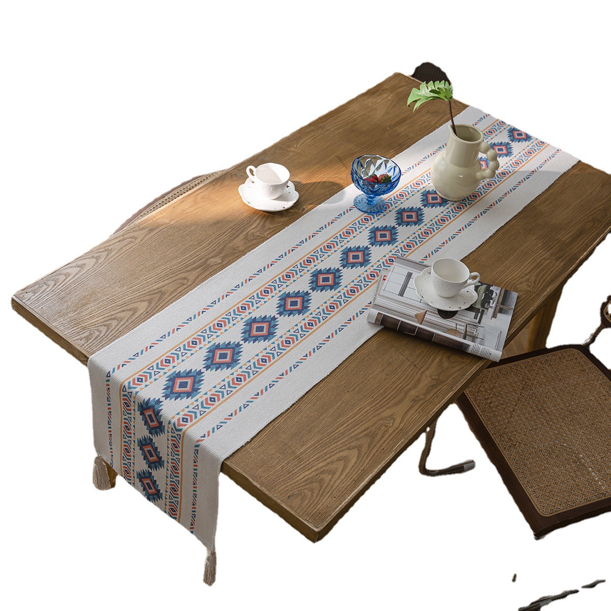 The Bohemian fringed geometric rhombus dining table fabric beautifies and decorates the entrance hall. Factory direct hair Application Scenario