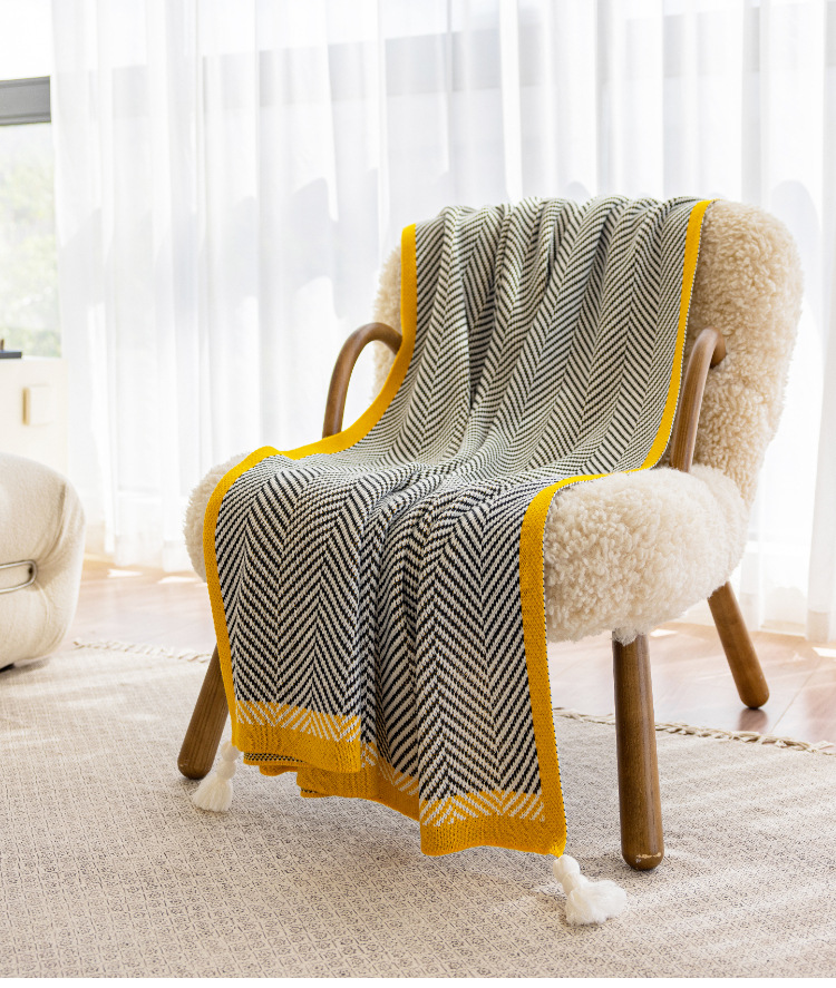 Nordic-style living room sofa blanket, knitted nap blanket, office autumn and winter air conditioning blanket, bed end cover blanket, car cover blanket pic 6