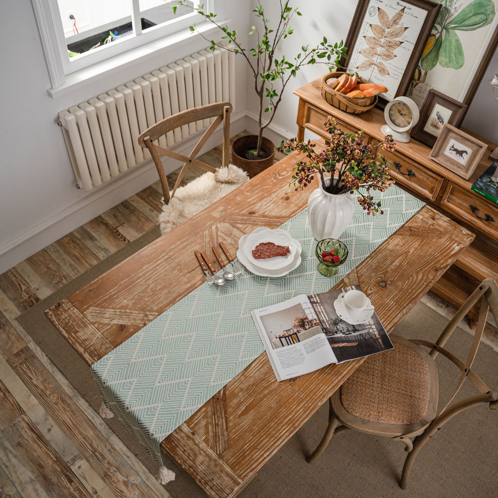 Nordic jacquard geometric table flags, tassels, green tea flags, dining flags, long polyester-cotton tablecloths, factory direct supply