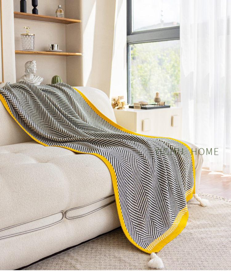 Nordic-style living room sofa blanket, knitted nap blanket, office autumn and winter air conditioning blanket, bed end cover blanket, car cover blanket pic 9
