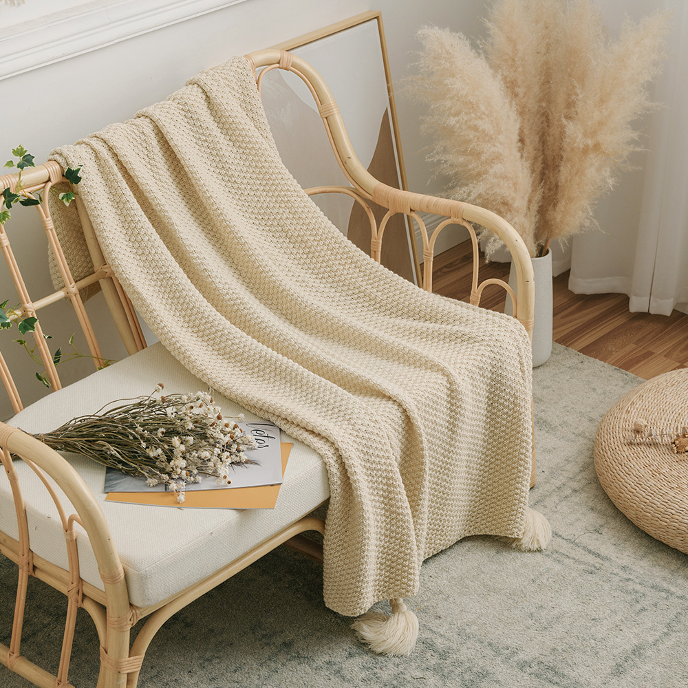 Nordic InS-style solid-color air conditioning blanket, shawl, cover blanket, bed tail scarf, homestay bed, decorative blanket, knitted sofa blanket Specification image