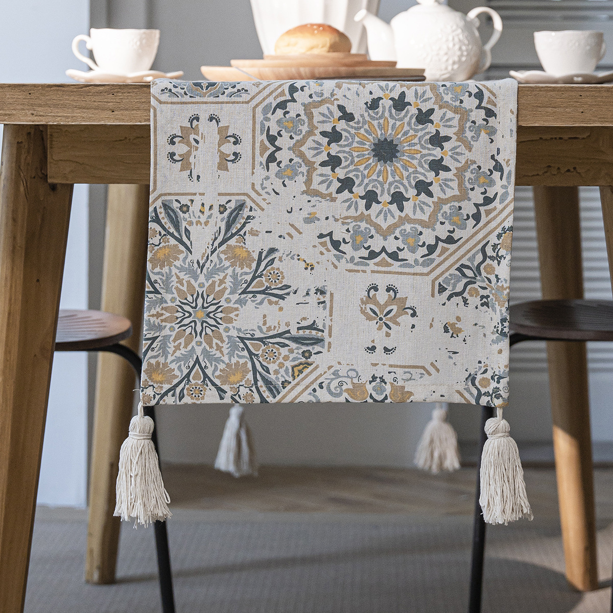 Table flag prints, retro printed tassels, single-layer flags, table flags, long strips, factory direct supply Specification image