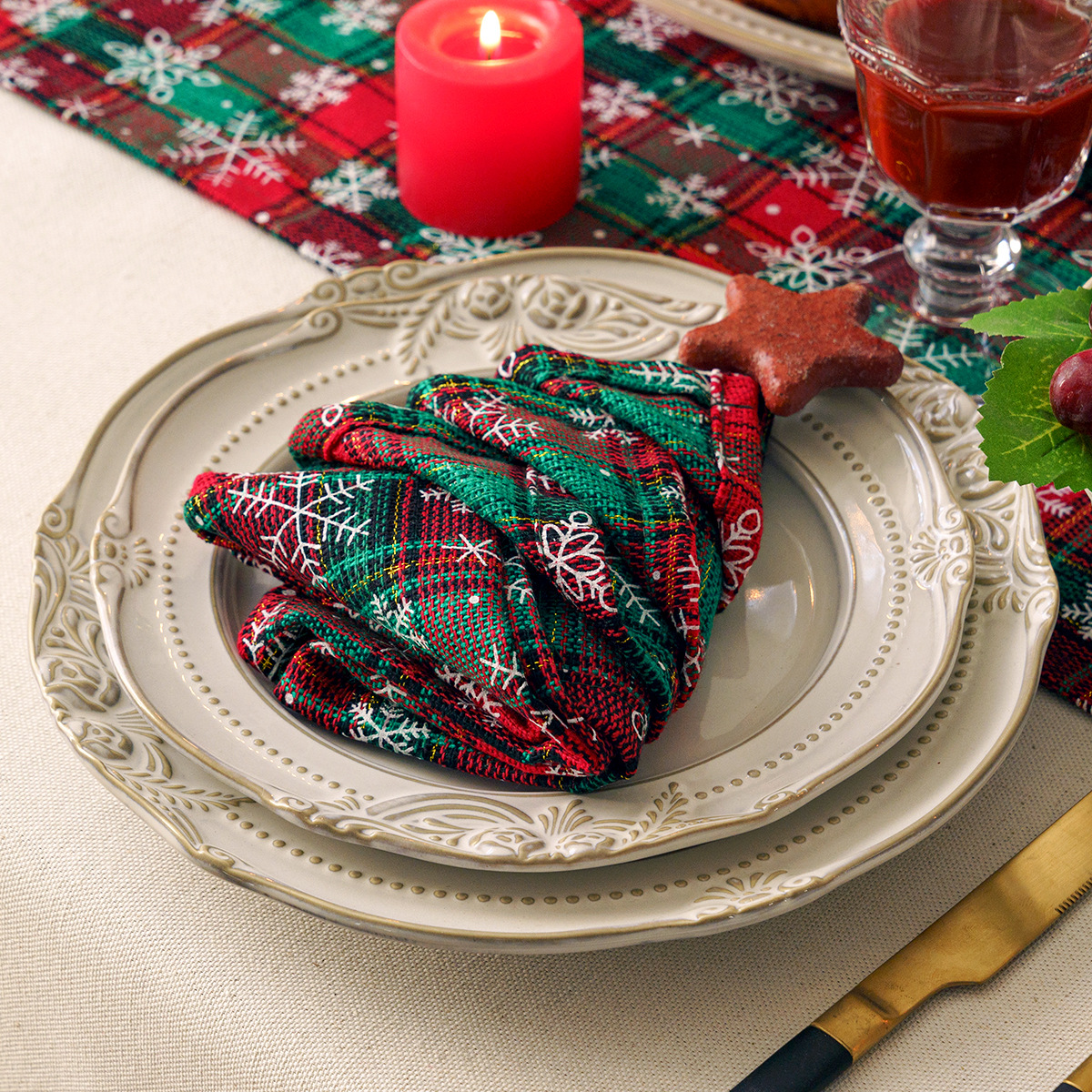 New Year Green Snowflake checkered table flag placemats wholesale Christmas decoration kitchen New Year Western table MATS and tableware MATS details Picture