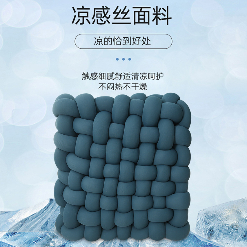 厂家直销花抱坐垫办公坐垫方形客厅沙发坐垫靠垫棉批发抱枕产品图