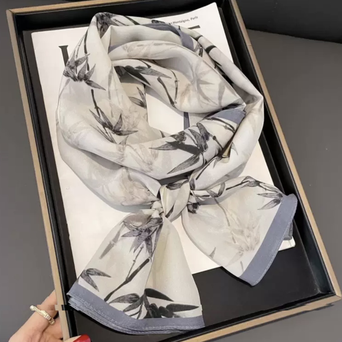 油画长条双绉100%桑蚕丝丝巾女真丝围巾披肩法式高级感飘带送妈妈