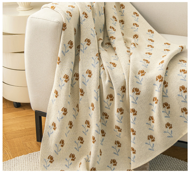 Modern minimalist style autumn and winter floral blankets wholesale sofa, nap air conditioner blanket, knitted cover blanket, bedroom bed decoration Item Picture