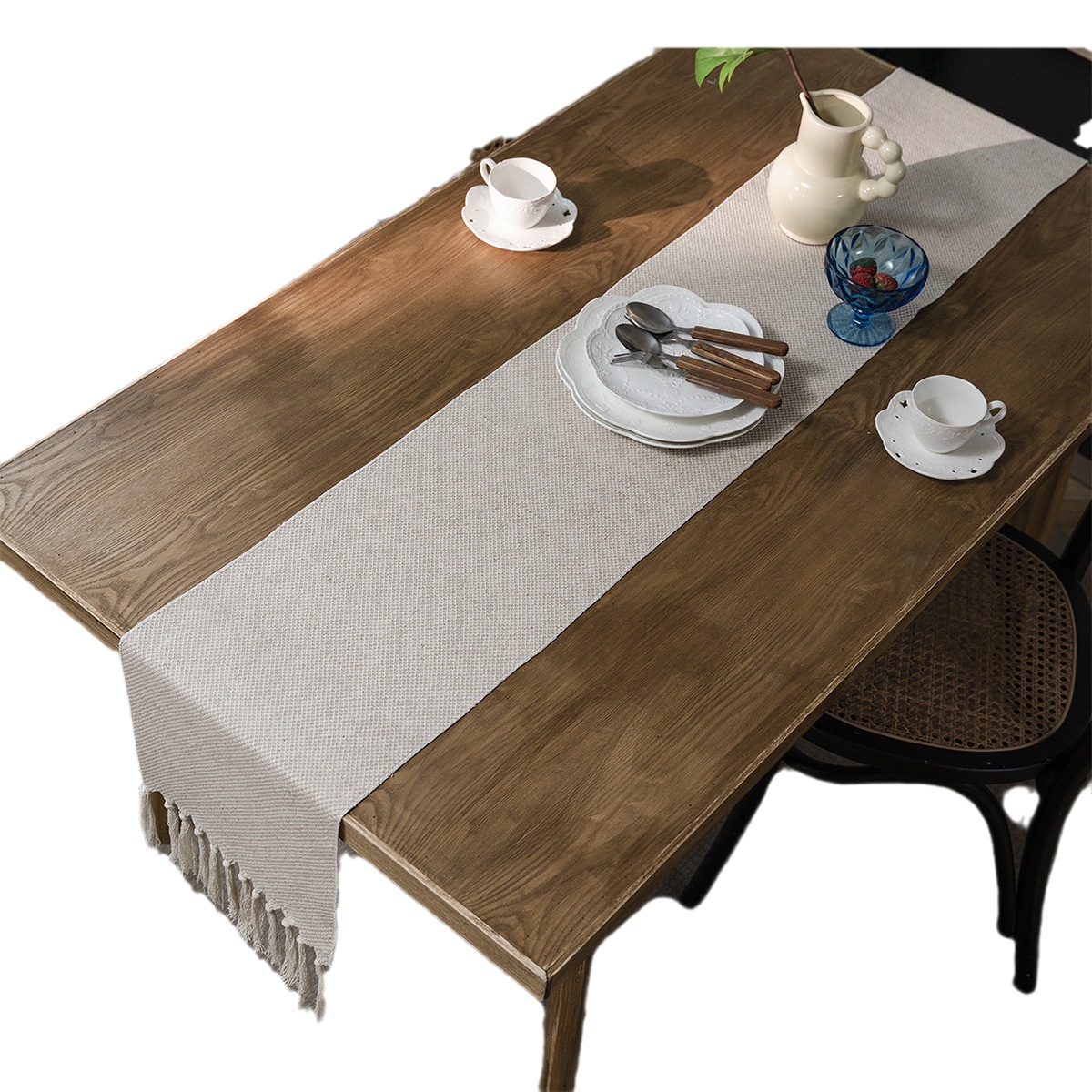 Nordic jacquard geometric table flags, tassel fashion tea flags, dining flags, long polyester tablecloths, factory direct supply Application Scenario