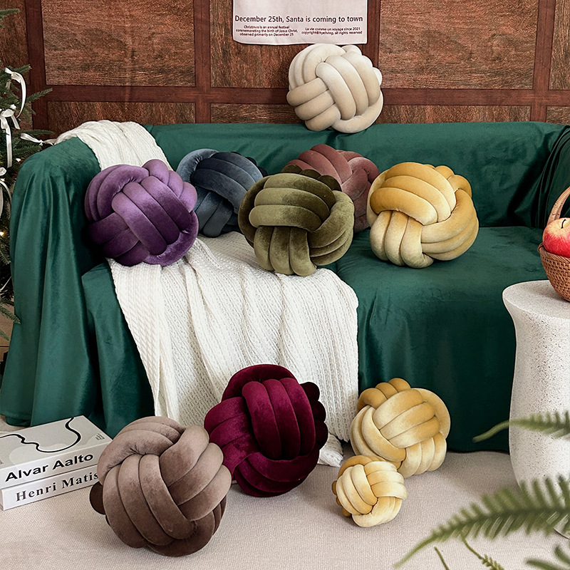 Nordic ins hand-woven three-strand rope velvet knotted ball throw pillow, three-strand rope round cushion, bay window pad Specification image