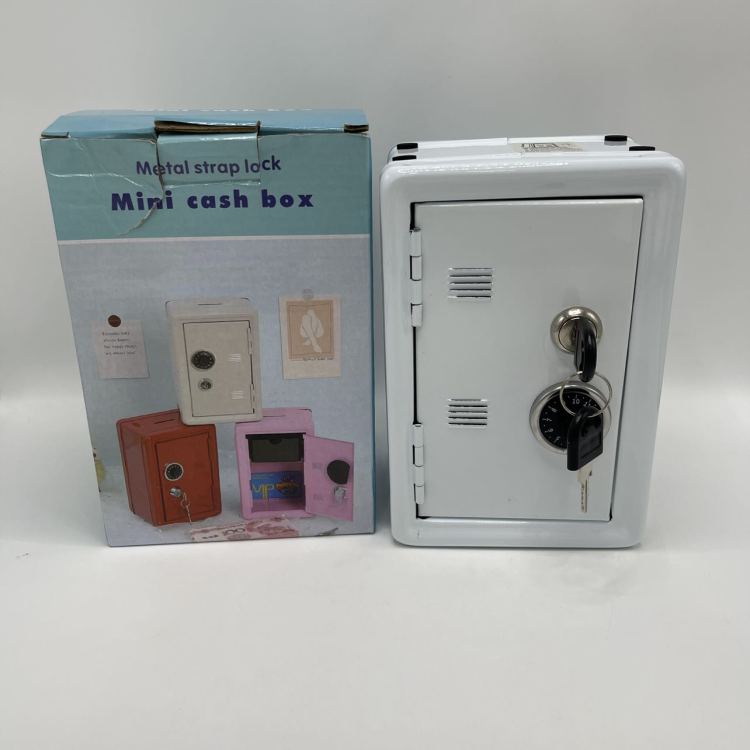 Mini metal safe, creative piggy bank, key safe, and decorative item details Picture