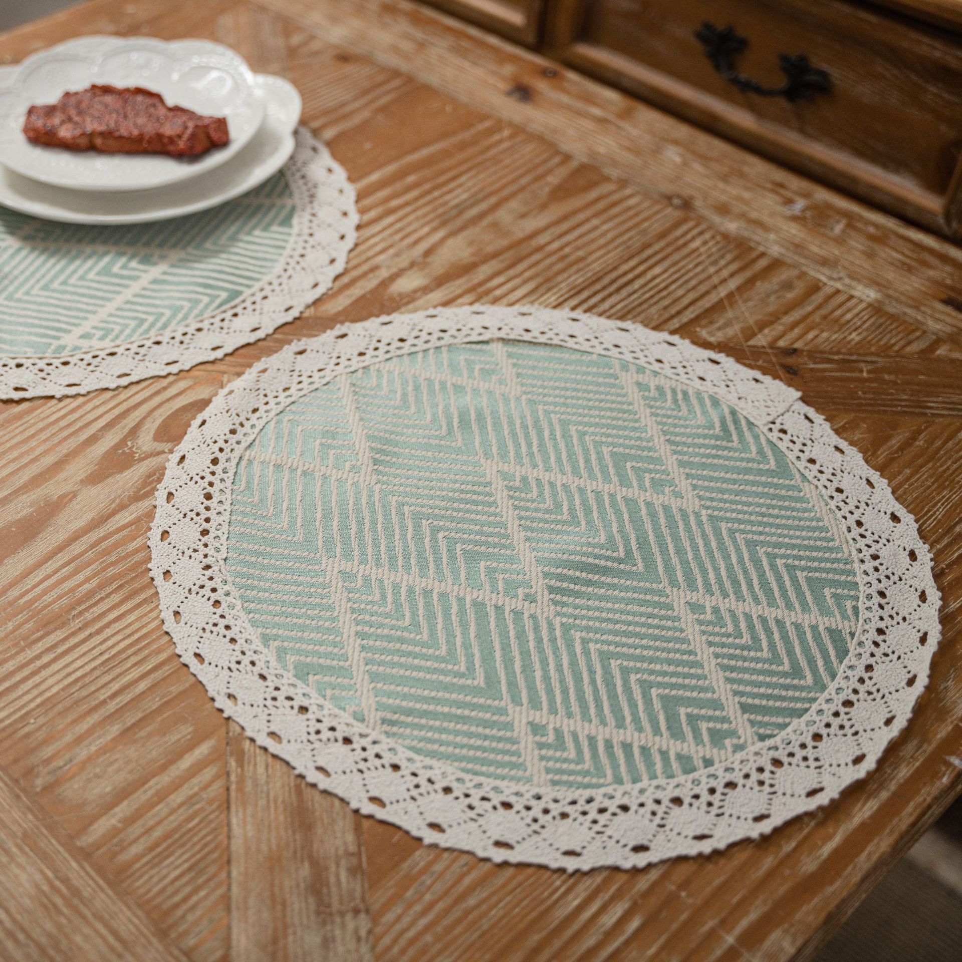 Nordic jacquard geometric table flags, tassels, green tea flags, dining flags, long polyester-cotton tablecloths, factory direct supply Specification image