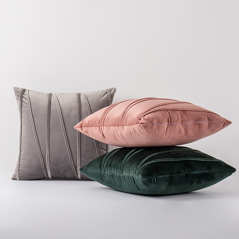Wholesale of Nordic velvet striped pillowcases, drawstring straps, European-style sofa cushions and home pillowcases details Picture