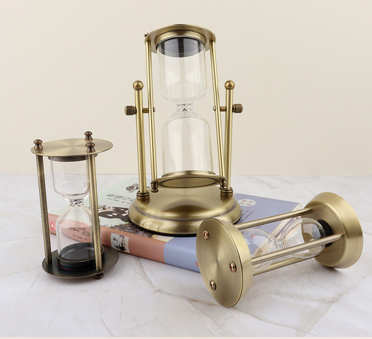 The 2022 new products can be self-installed with a metal hourglass, creative hourglass, metal handicrafts, ornaments and timers pic 4