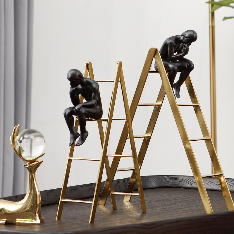 Simple and creative home handicrafts and ornaments, model room entrance decoration ornaments, modern staircase and study decorations details Picture