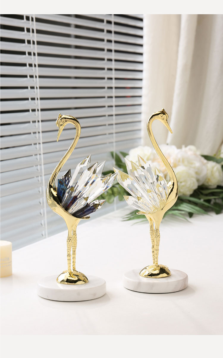 Nordic gold light luxury crystal swan decorative piece, creative home entrance hall, living room, wine cabinet decoration, gift for moving into a new home pic 11